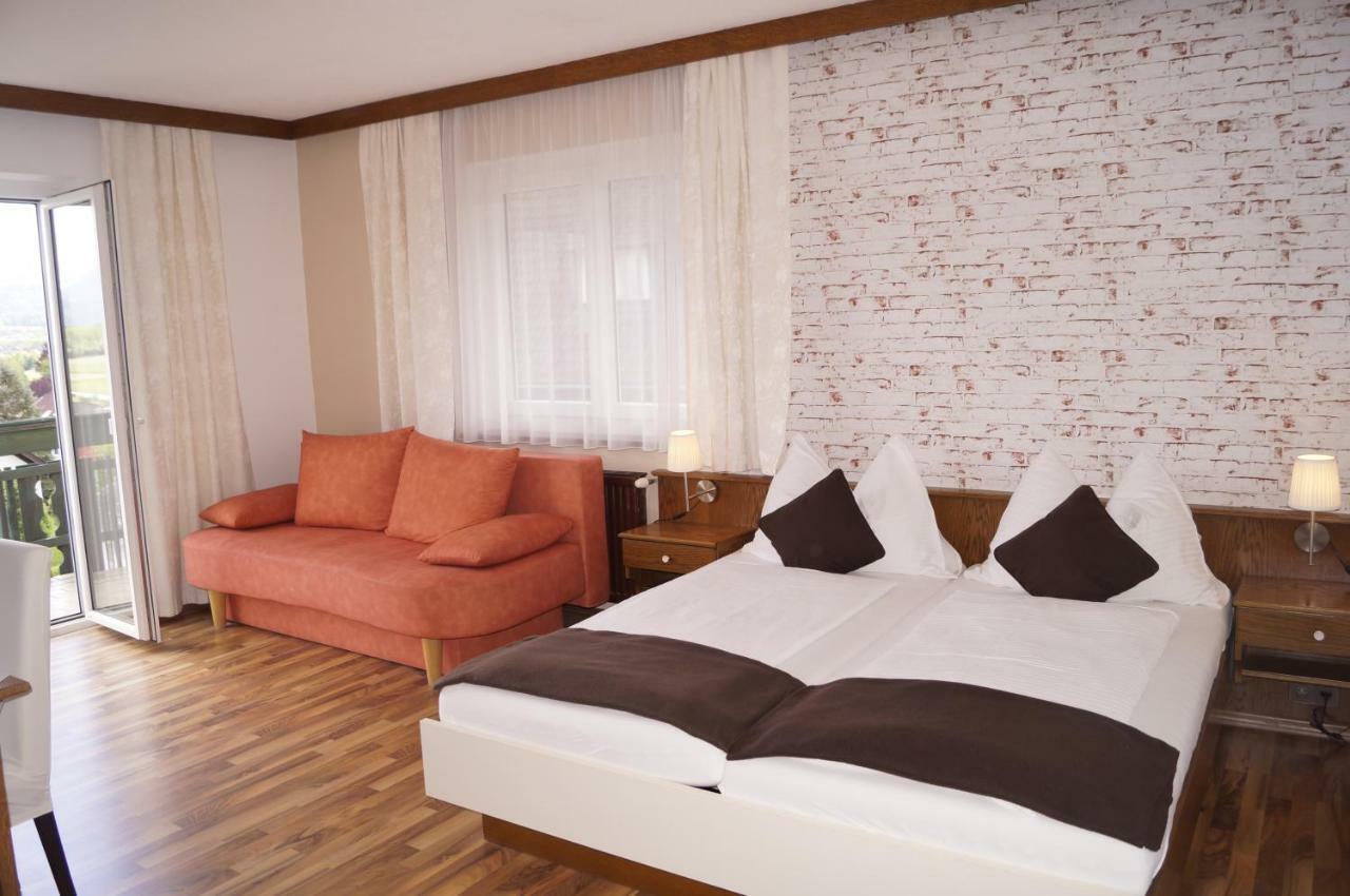 Pension Dobernig - Contactless Check In/Stay Klagenfurt am Woerthersee Exterior photo