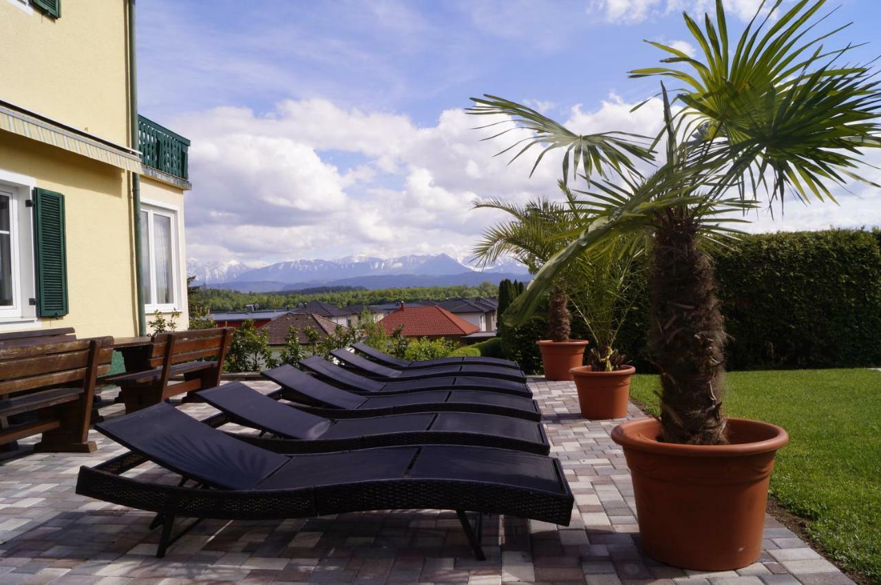 Pension Dobernig - Contactless Check In/Stay Klagenfurt am Woerthersee Exterior photo